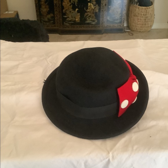 RARE Disney Hat. Black wool with red and white polka dot bow. New. - Picture 8 of 8